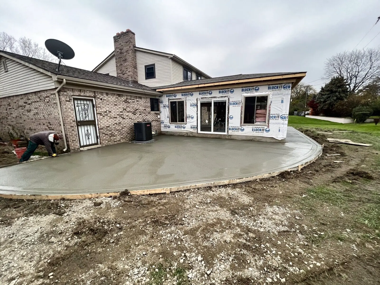 Concrete pour for the floor