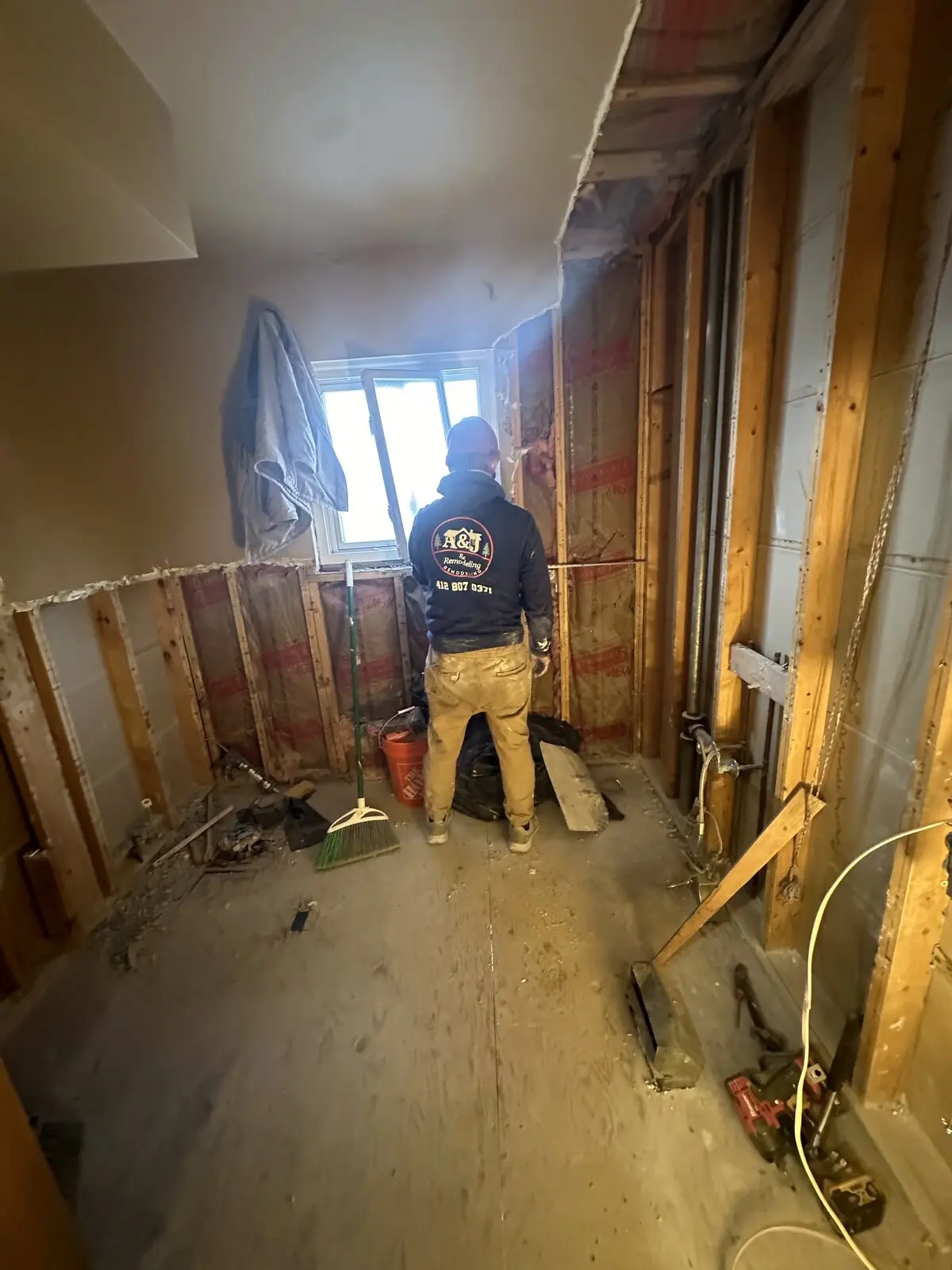 Bathroom before renovation